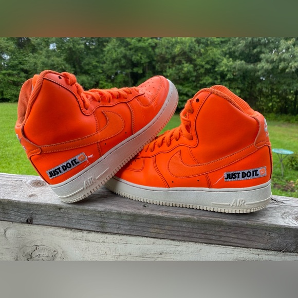 Nike Kids Sneakers in Vibrant Orange - Picture 1 of 6